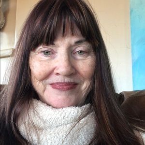 Meet your Posher, Iris